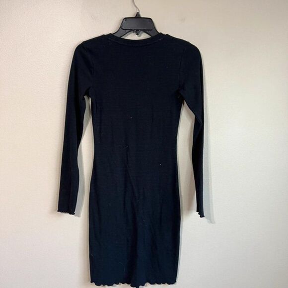 Abercrombie & Fitch XS black dress - Picture 3 of 3